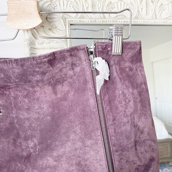 Blank NYC 100% Leather Suede Zipper Mini Skirt - Picture 4 of 8